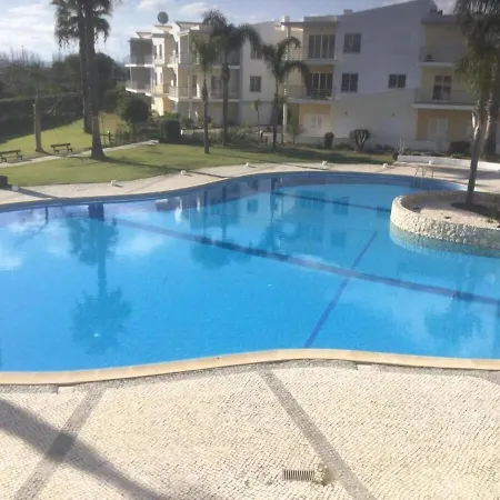 Апартаменты Close To 1 Bedroom Da At08