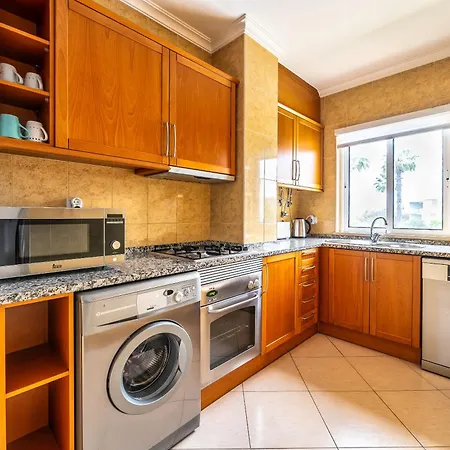 Close To 1 Bedroom Da At08 *